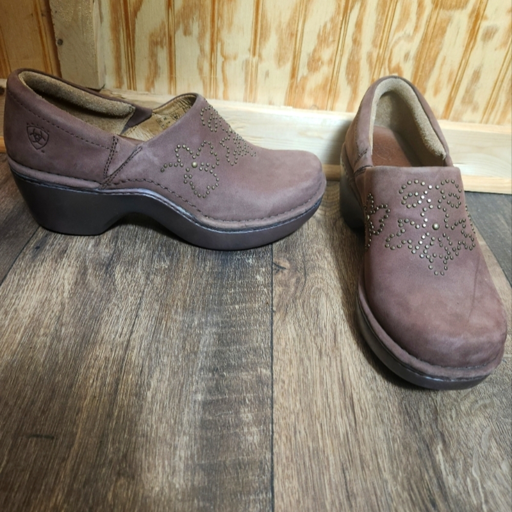 Ariat Stathmore Brown Nubuck Slip On Clogs
